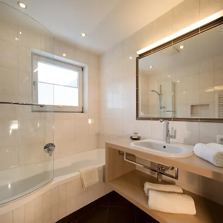 Garni Glockenstuhl Готель Майргофен