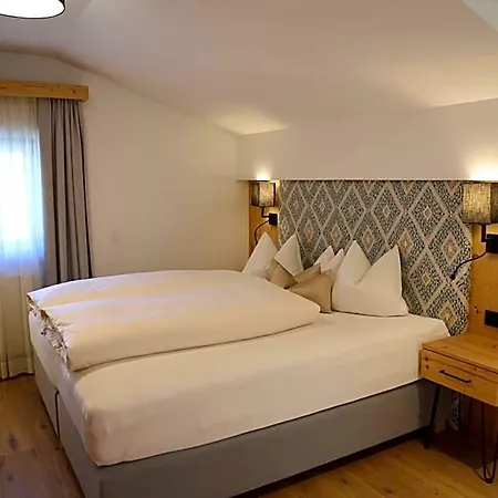 Garni Glockenstuhl Hotel 3*