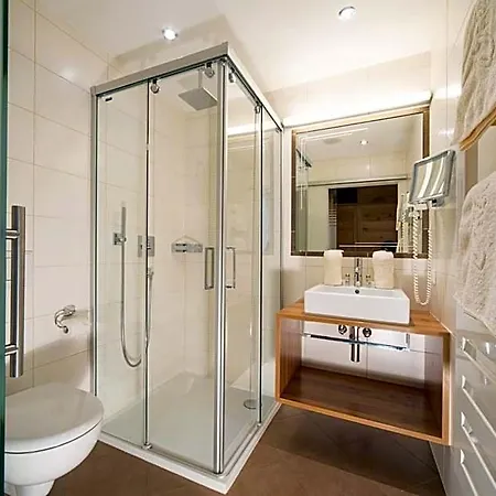 Garni Glockenstuhl Hotel 3*