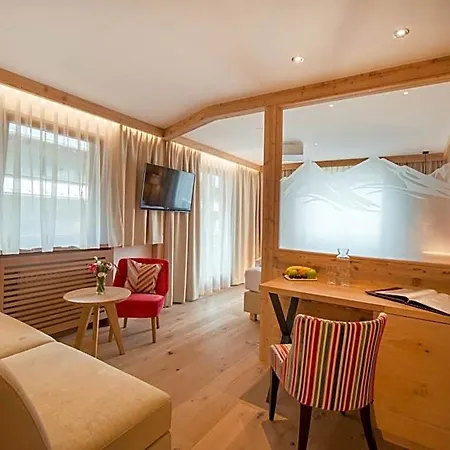 Hotel Garni Glockenstuhl 3*