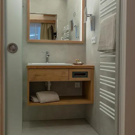 מלון Garni Glockenstuhl 3*