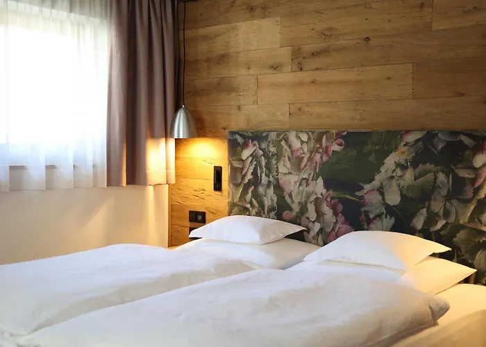 Szálloda Garni Glockenstuhl 3*