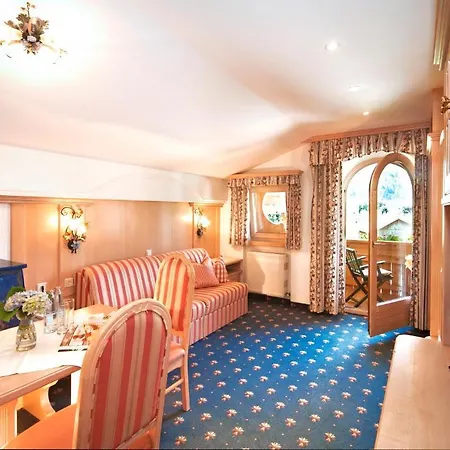 Garni Glockenstuhl Hotel 3*