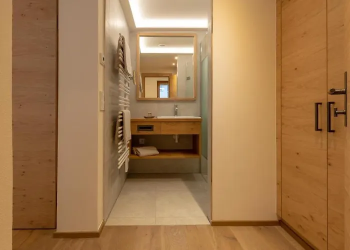 Garni Glockenstuhl 3*